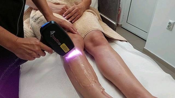 KM300d Weifang KM 1000w 1200w 3 lunghezze d'onda Diodo Laser 755/808/1064nm Con USB Update