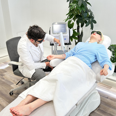 Equipaggiamento per la rimozione dei tatuaggi laser 1064nm 532nm