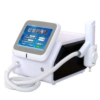 Macchina laser Q Switch ND Yag personalizzata per la rimozione del tatuaggio / trattamento dell' acne